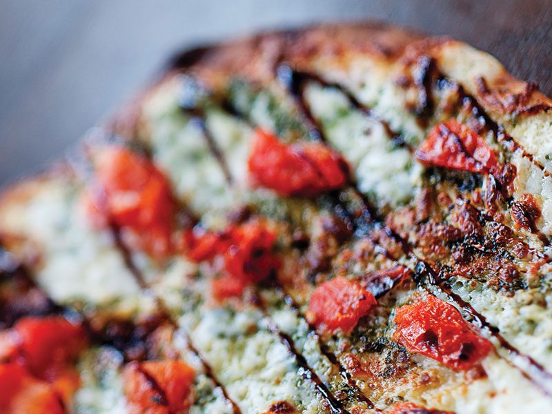 caprese flatbread