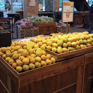 Mango Store Display