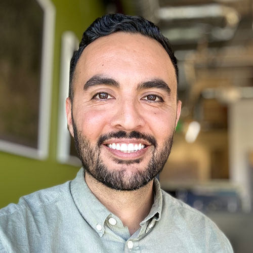 2023 Produce Business 40 Under Forty Award Winner Giovanni Espinosa